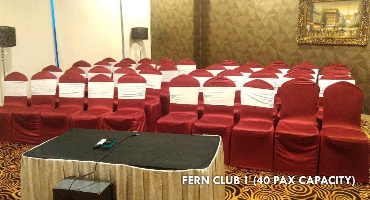 The Fern Residency Rajkot Hotel Ngoại thất bức ảnh