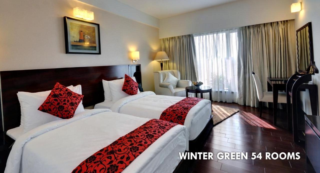 The Fern Residency Rajkot Hotel Ngoại thất bức ảnh
