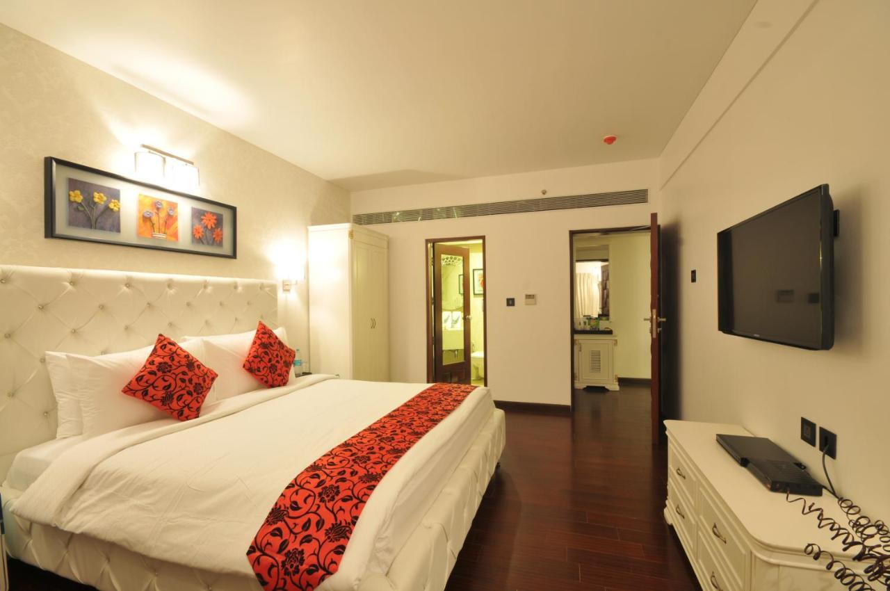 The Fern Residency Rajkot Hotel Ngoại thất bức ảnh