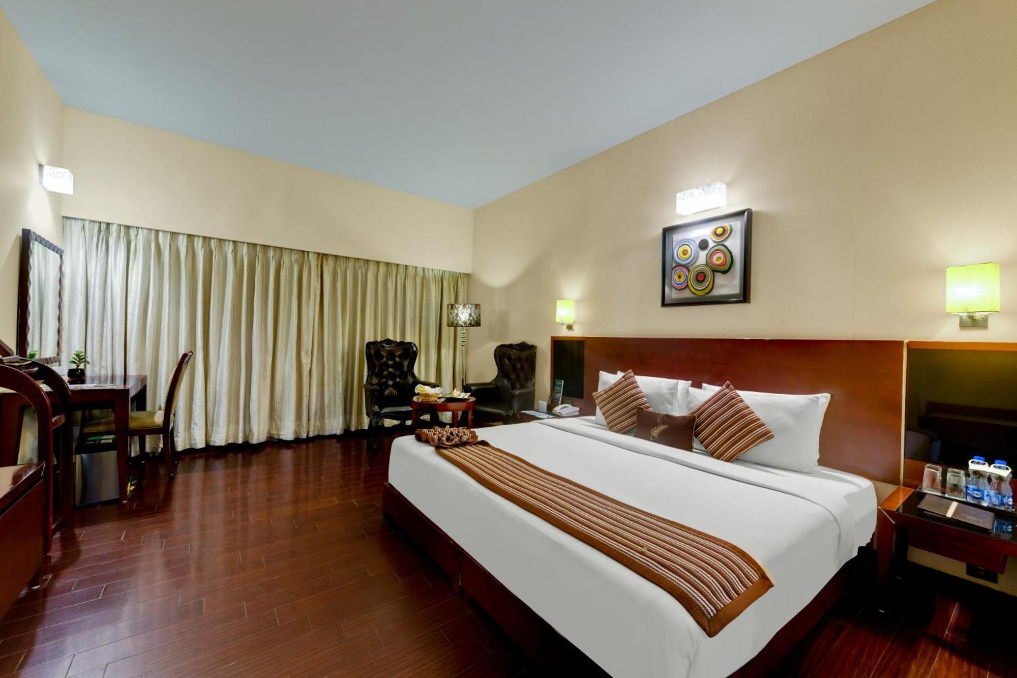 The Fern Residency Rajkot Hotel Ngoại thất bức ảnh