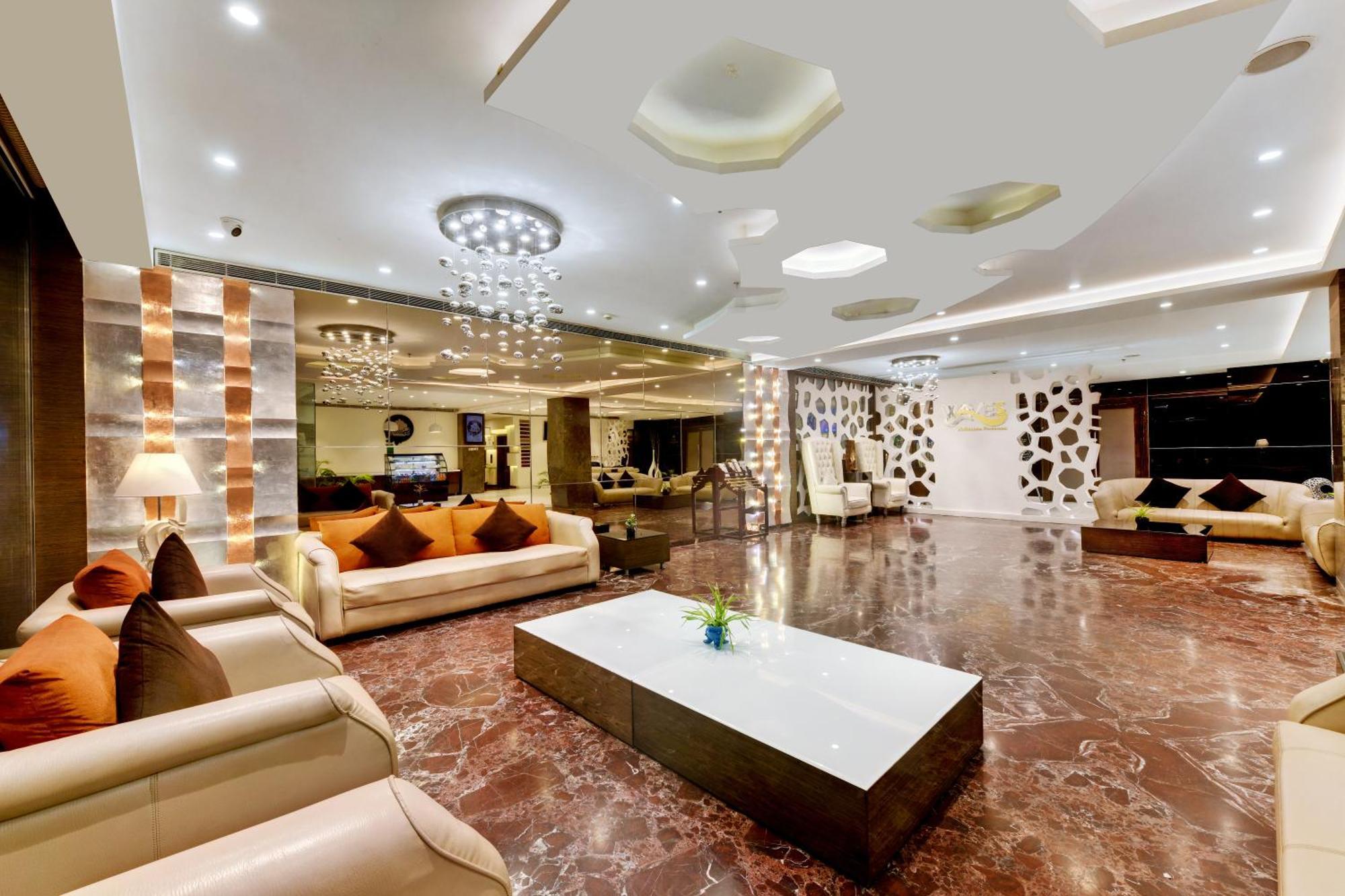 The Fern Residency Rajkot Hotel Ngoại thất bức ảnh