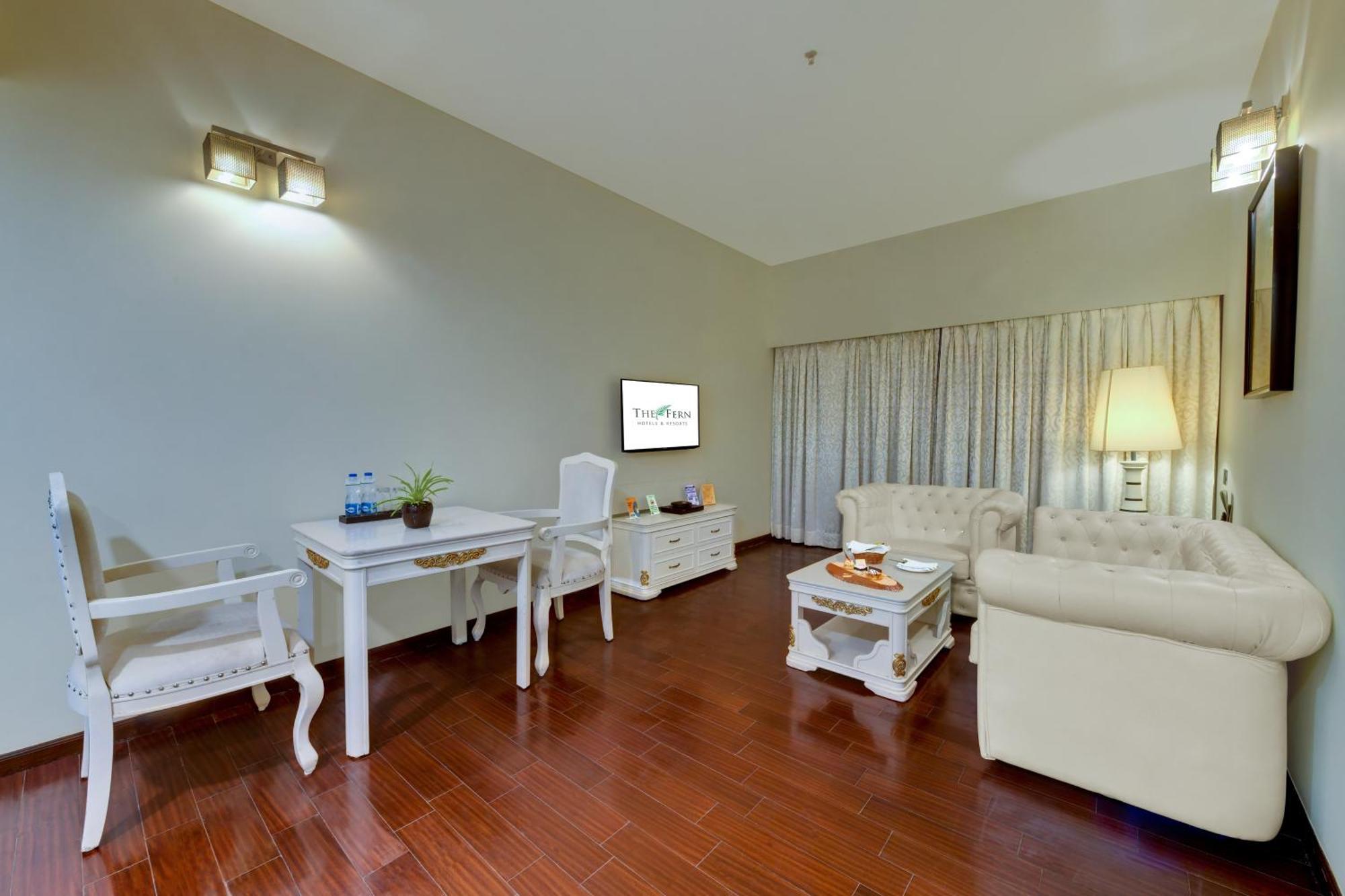 The Fern Residency Rajkot Hotel Ngoại thất bức ảnh